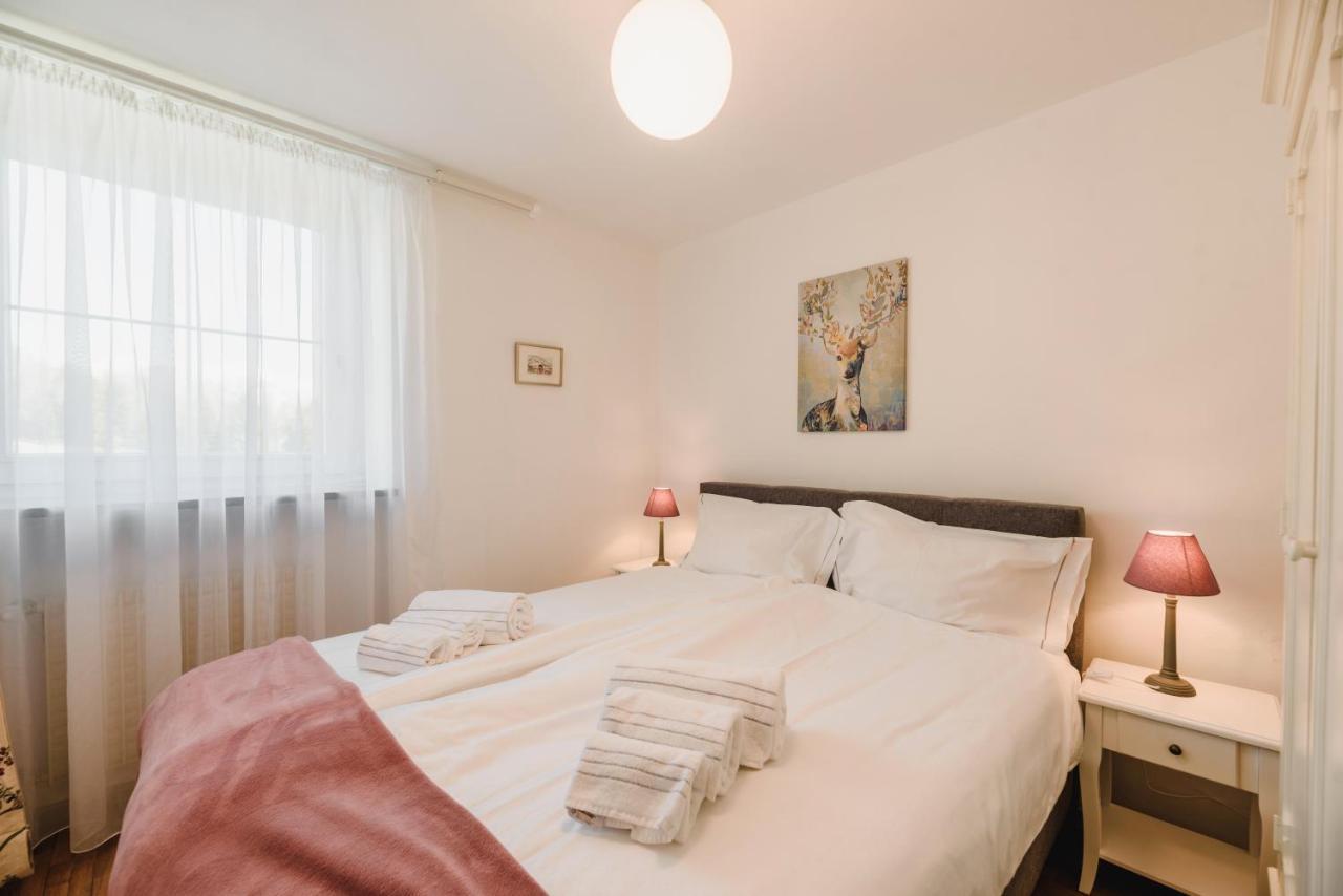 Renoviertes Apartment Mit Terrasse An Der Piste Mit Kostenlosen Wifi Carezza al Lago Buitenkant foto